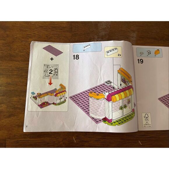 LEGO Friends Heartlake Supermarket #41118 Instruction Booklets Only 1 & 2 (6002) - Picture 10 of 10